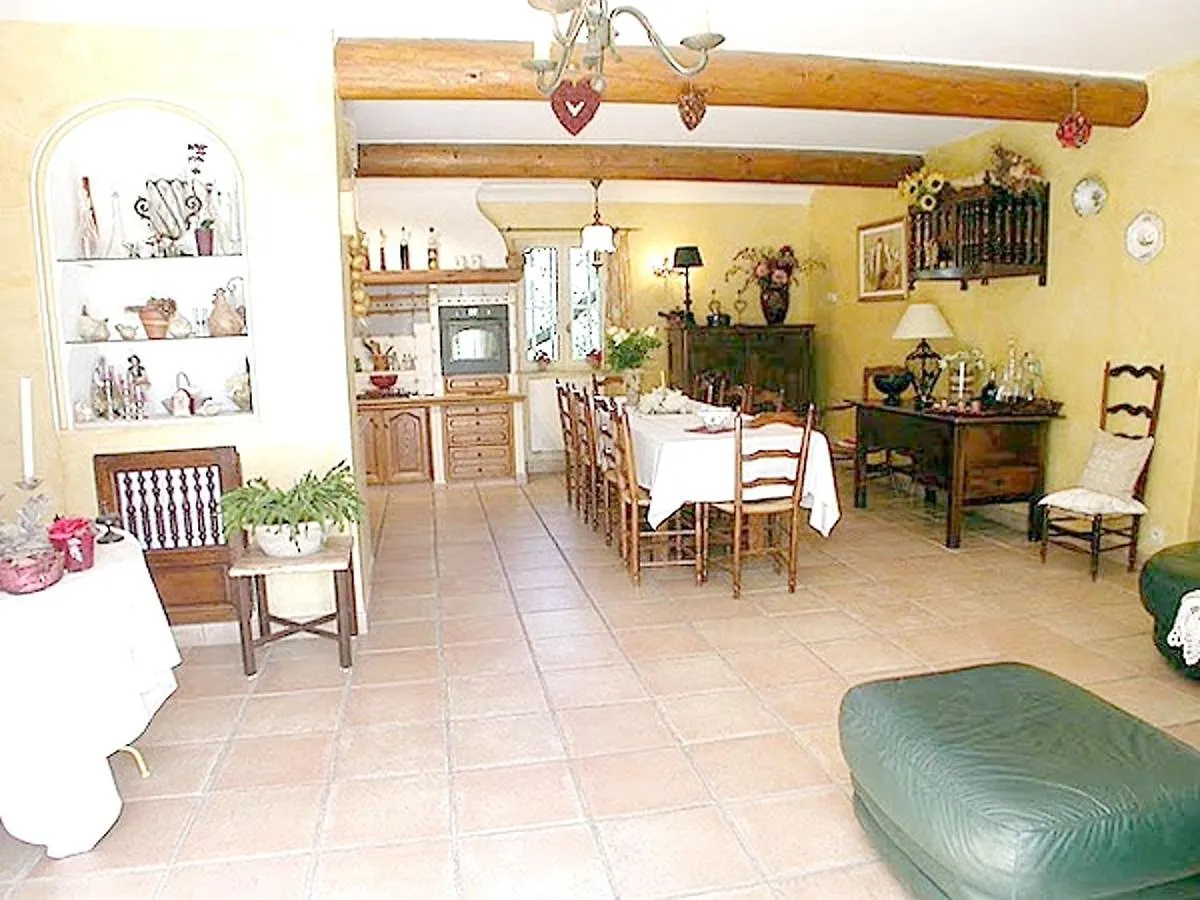 Holiday home Maison D'Une Chambre Avec Jardin Clos Et Wifi A Cavaillon Villa